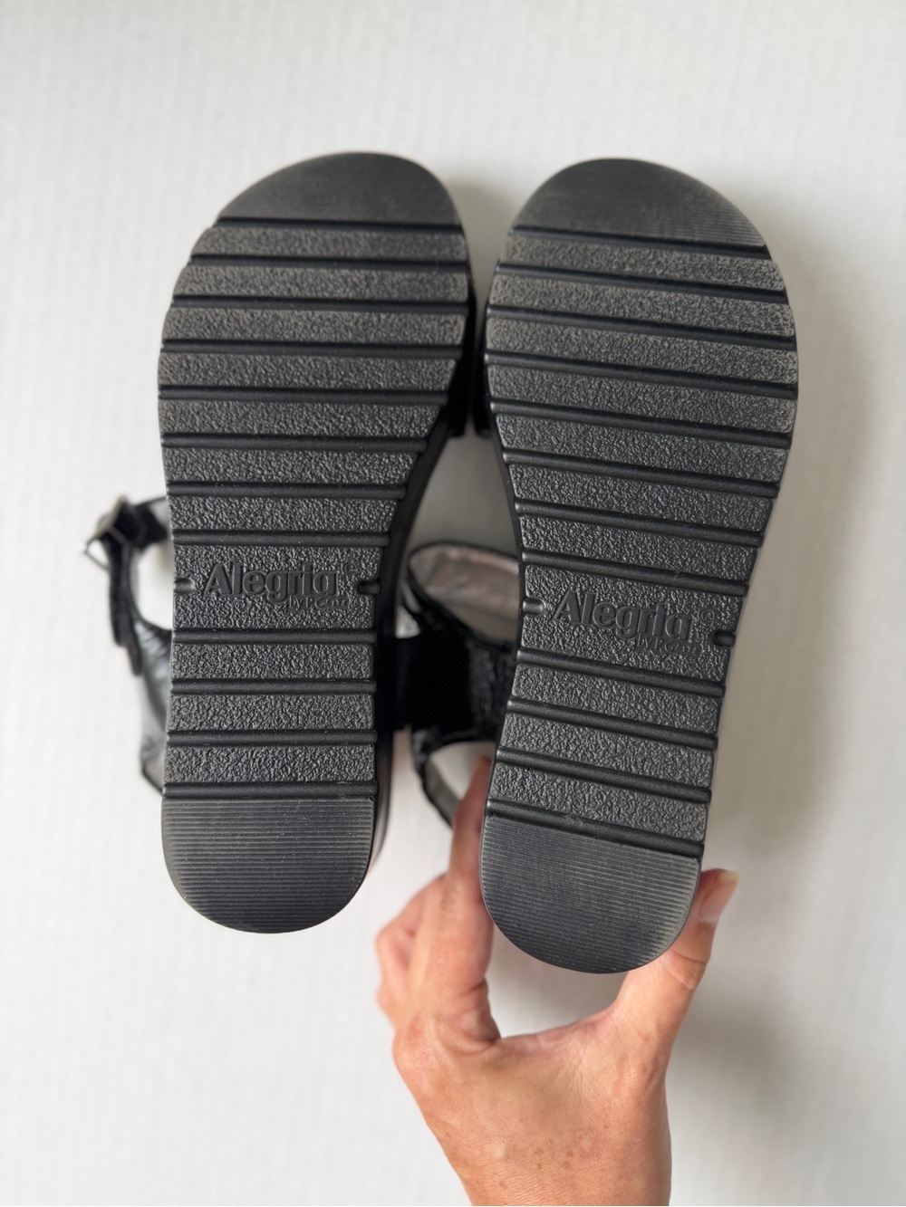 Alegria Morgyn Black Platform Sandals 37 (7) - Picture 5 of 5